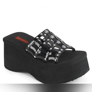 Demonia FUNN-13 Black Vegan Leather Platform Slides